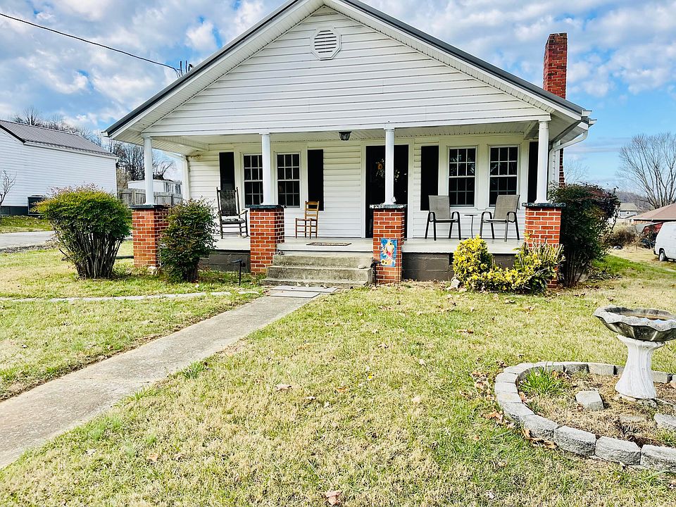 126 Treadway St, Elizabethton, TN 37643 Zillow