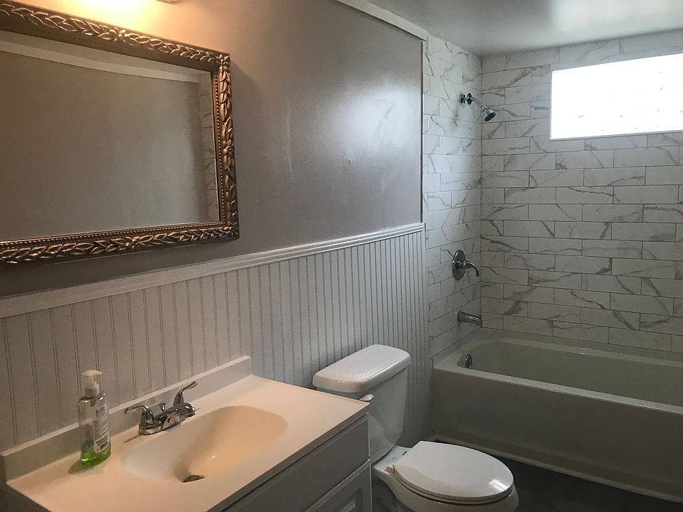 2nd image of 113 W Georgia Ave