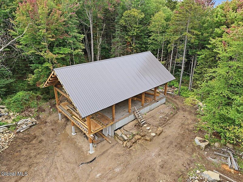 5th image of 67 Grange Way