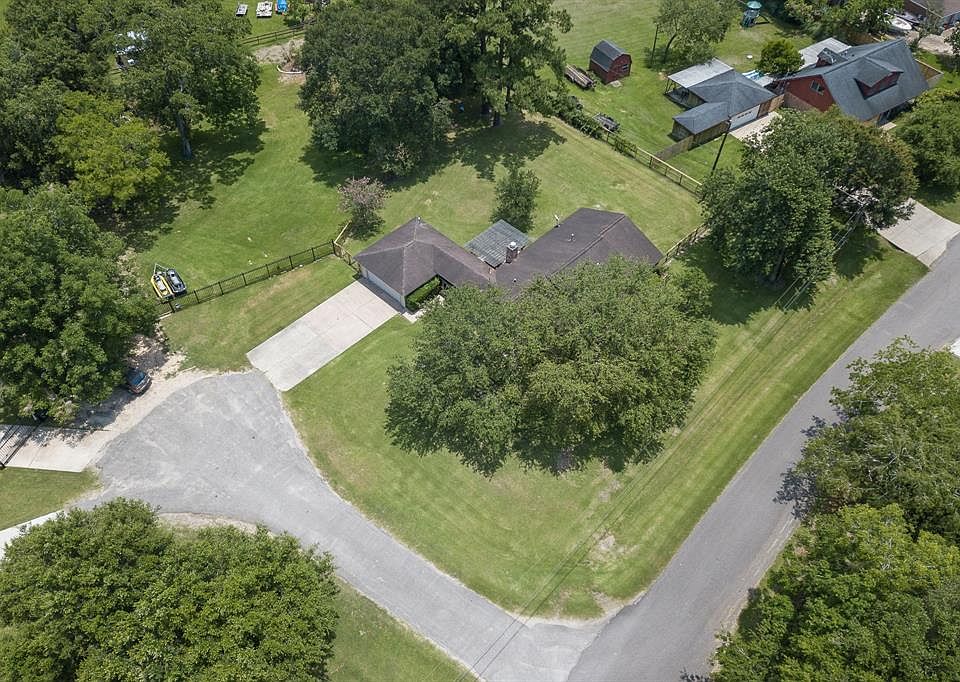 1st image of 12403 Oakline Dr