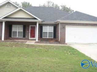 209 Horseshoe Bnd N, Madison, AL 35758