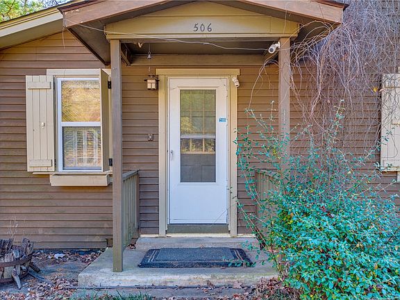 3rd image of 506 S Sherman Ave