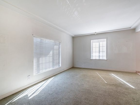 2nd image of 2417 Collegian Ave