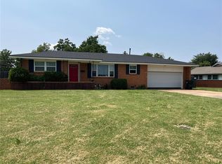 2813 Bella Vista Dr, Midwest City, OK 73110