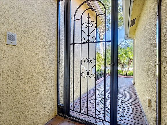 5th image of 16232 Cape Coral Dr