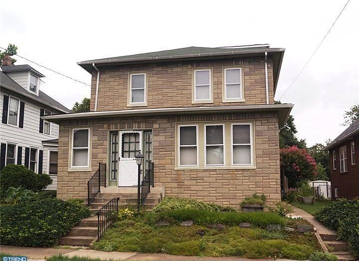 1st image of 116 N Walnut St