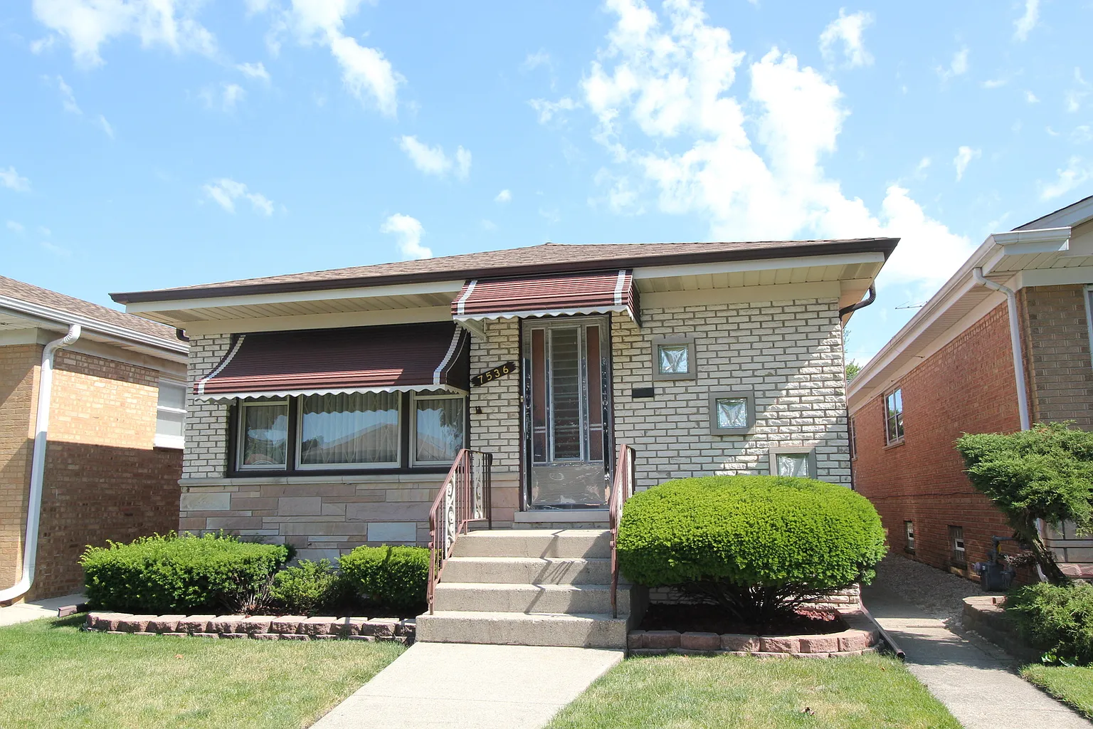 7536 W Argyle St photo 1