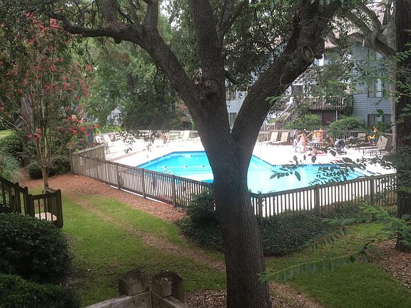 3rd image of 1120 Hidden Cove Dr