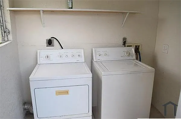 4 bed, 1435 sqft, $3,200 — Photo 3