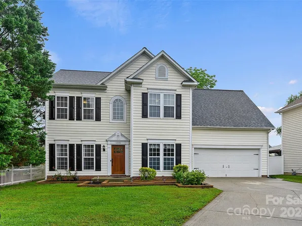 6305 Colby Ct, Indian Trail, NC 28079