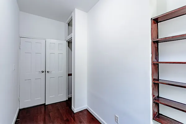 Rented by Metropolitan Property Group | media 15