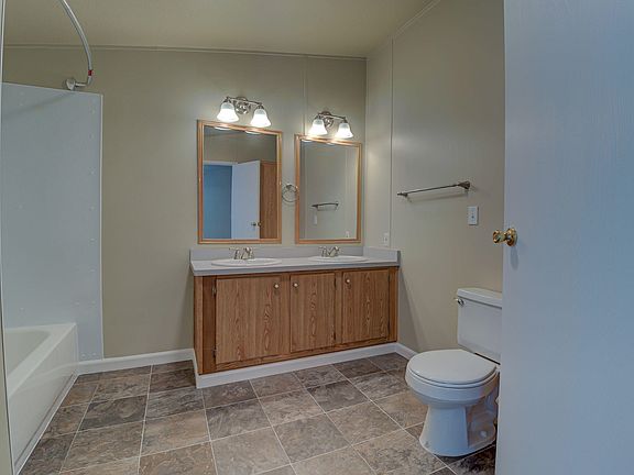 5th image of 1955 Sophia Ln