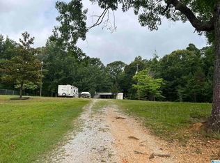 94 Pine Ridge Rd, Sylacauga, AL 35151