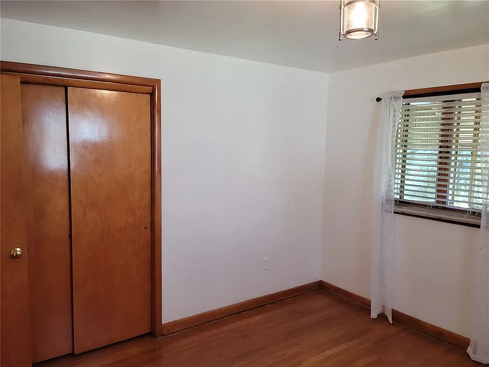 2nd image of 997 French St