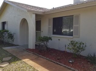 2866 Sarazen Ct, Melbourne, FL 32935