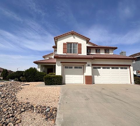 2nd image of 8495 Syracuse St