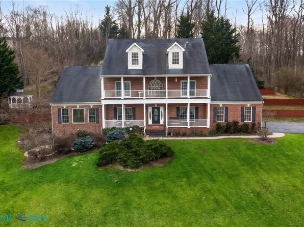 78 Canterbury Dr, Stafford, VA 22554