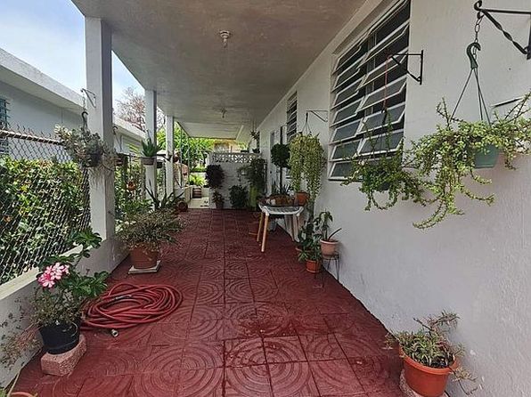 9B Urb Rafael Bermudez Fls #2, Fajardo, PR 00738