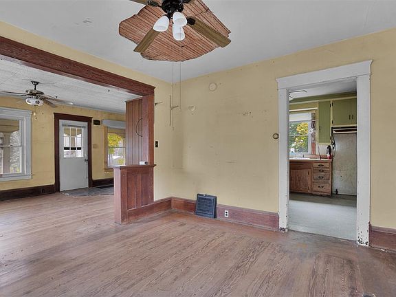 5th image of 304 Oakwood Ave