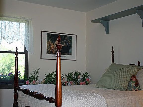 2nd bedroom MAIN LEVEL