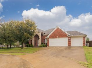 1120 Fleming Ct, Glenn Heights, TX 75154