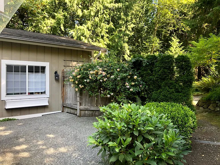 6159 NE Old Mill Rd — Photo 3