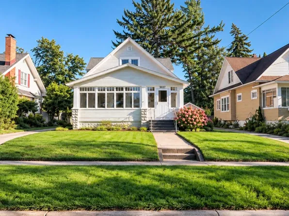 1287 Palmer Ave, Muskegon, MI 49441