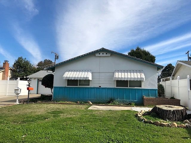2nd image of 2925 Weston Way