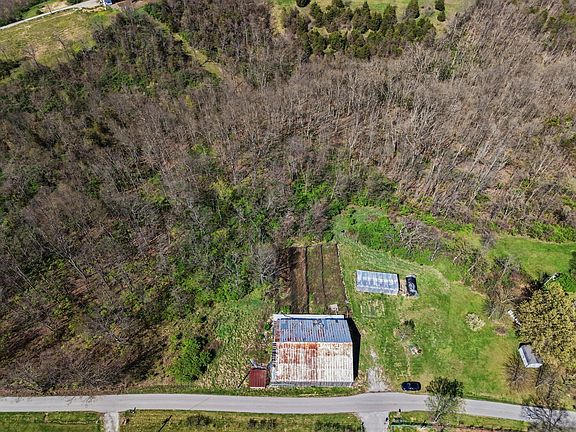 4th image of 485 Kennedy Ridge Rd
