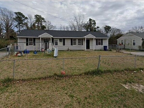 1204 Davis St, Jacksonville, NC 28540