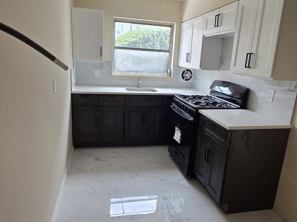 214 Lily St APT 6