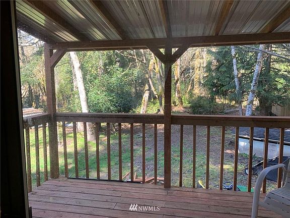 3rd image of 4032 Rainwood Dr NW