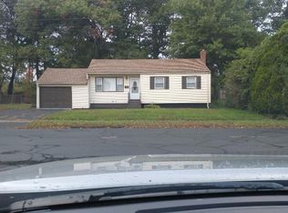 12 Allen Rd, Bloomfield, CT 06002