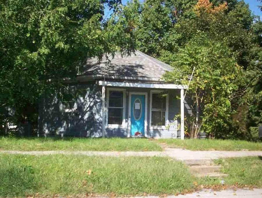 7 E Valparaiso St, Westville, IN 46391 MLS 11227175 Zillow