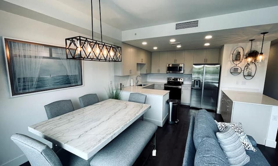 1st image of 1709 Tamiami Trl Unit 205