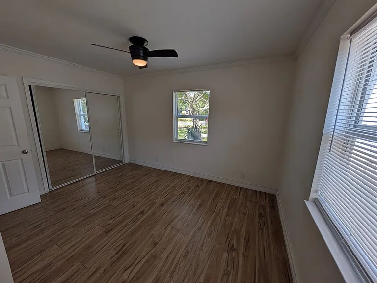 1629 NW 5th Ave — Photo 21