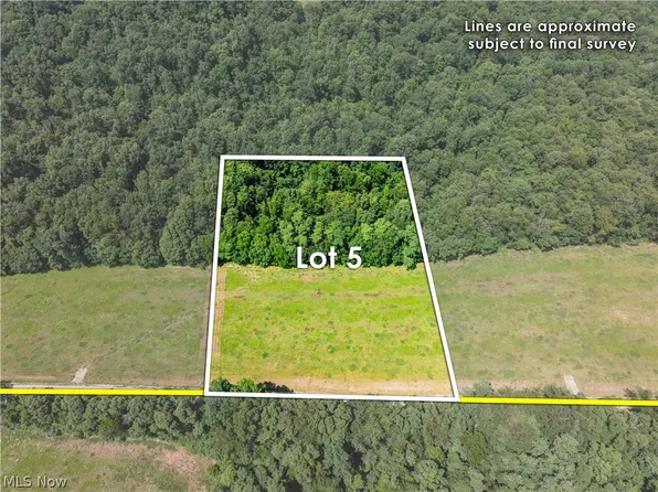 5 Township Road 51 NE, Somerset, OH 43783