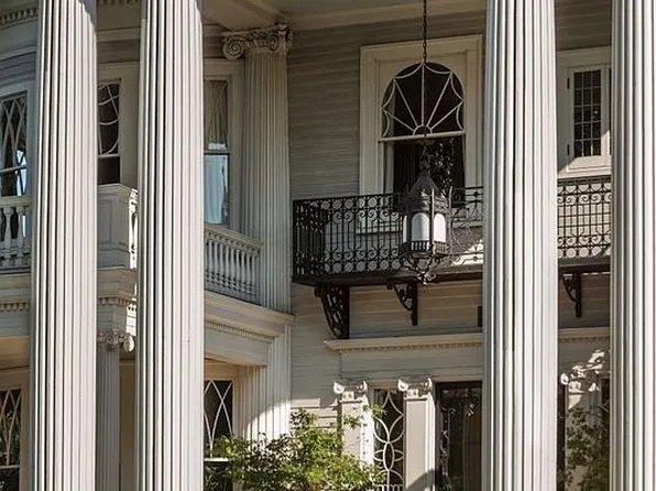 1305 Albemarle Rd, Brooklyn, NY 11226