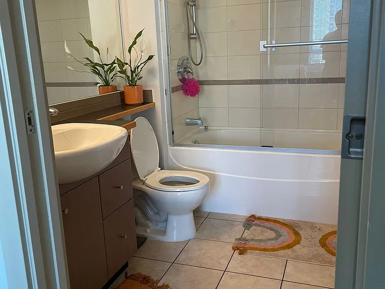 732 Cormorant St #402 — Photo 3
