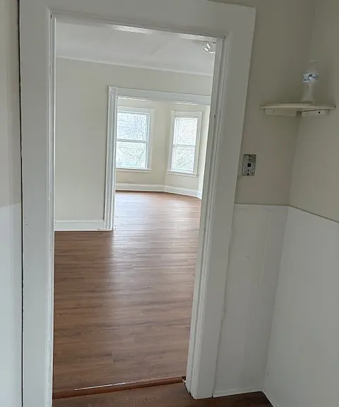23 Moss St #2 — Photo 4