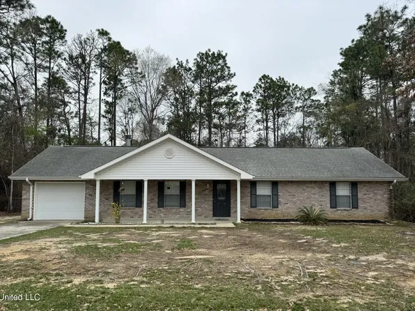 112 Pinedale Dr, Carriere, MS 39426