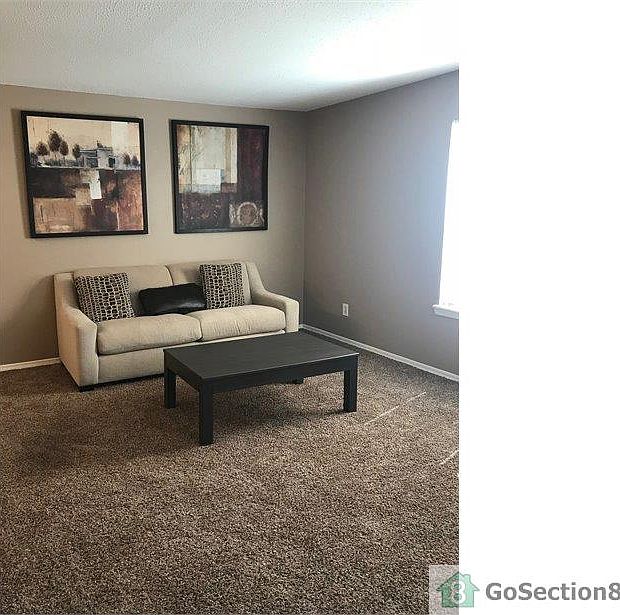 1st image of 300 Hal Muldrow Dr APT 119