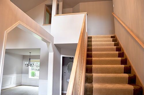 Stairs to 2nd Floor