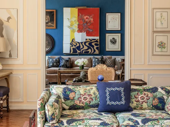 32 East 64th Street image 4 of 19