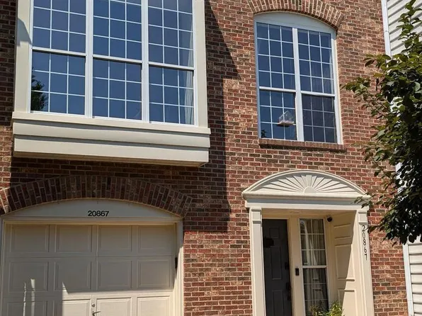 20867 Trinity Sq, Sterling, VA 20165