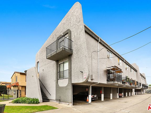 4th image of 411 W Lohart Ave