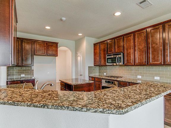 4th image of 6215 Oxford Lake Dr