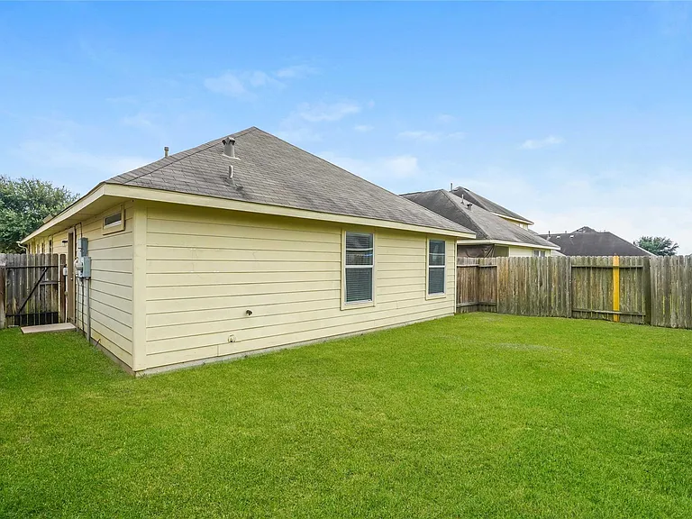 5531 Latta Plantation Dr — Photo 4