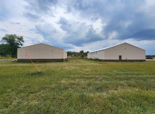 688A County Road 2150e, Greenup, IL 62428