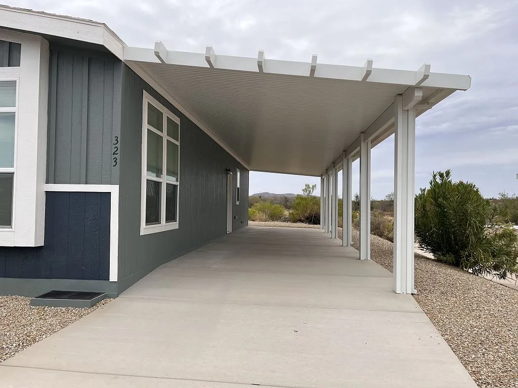 2 bed, 2.0 bath, 1286 sqft, $1,499 — Photo 2